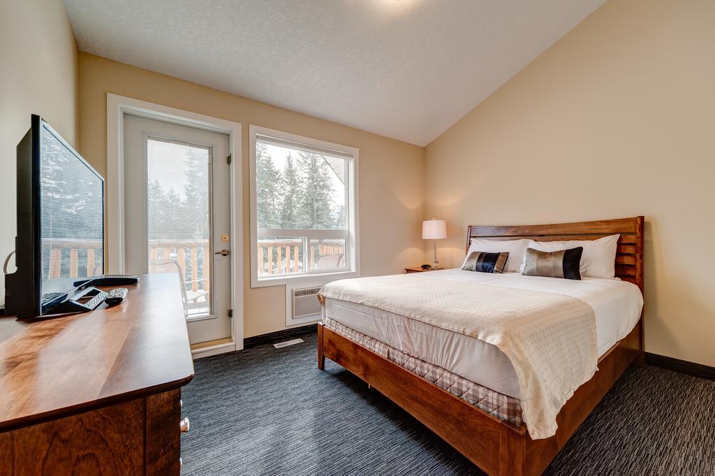 Inn Of The Rockies Canmore Exterior foto